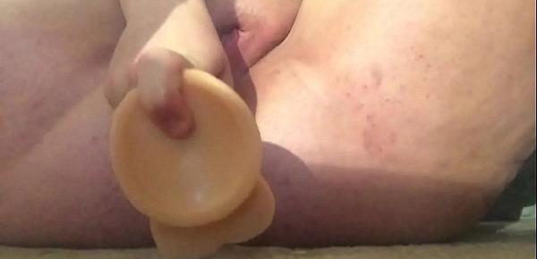  Anal and pussy penetration with squirting and fisting